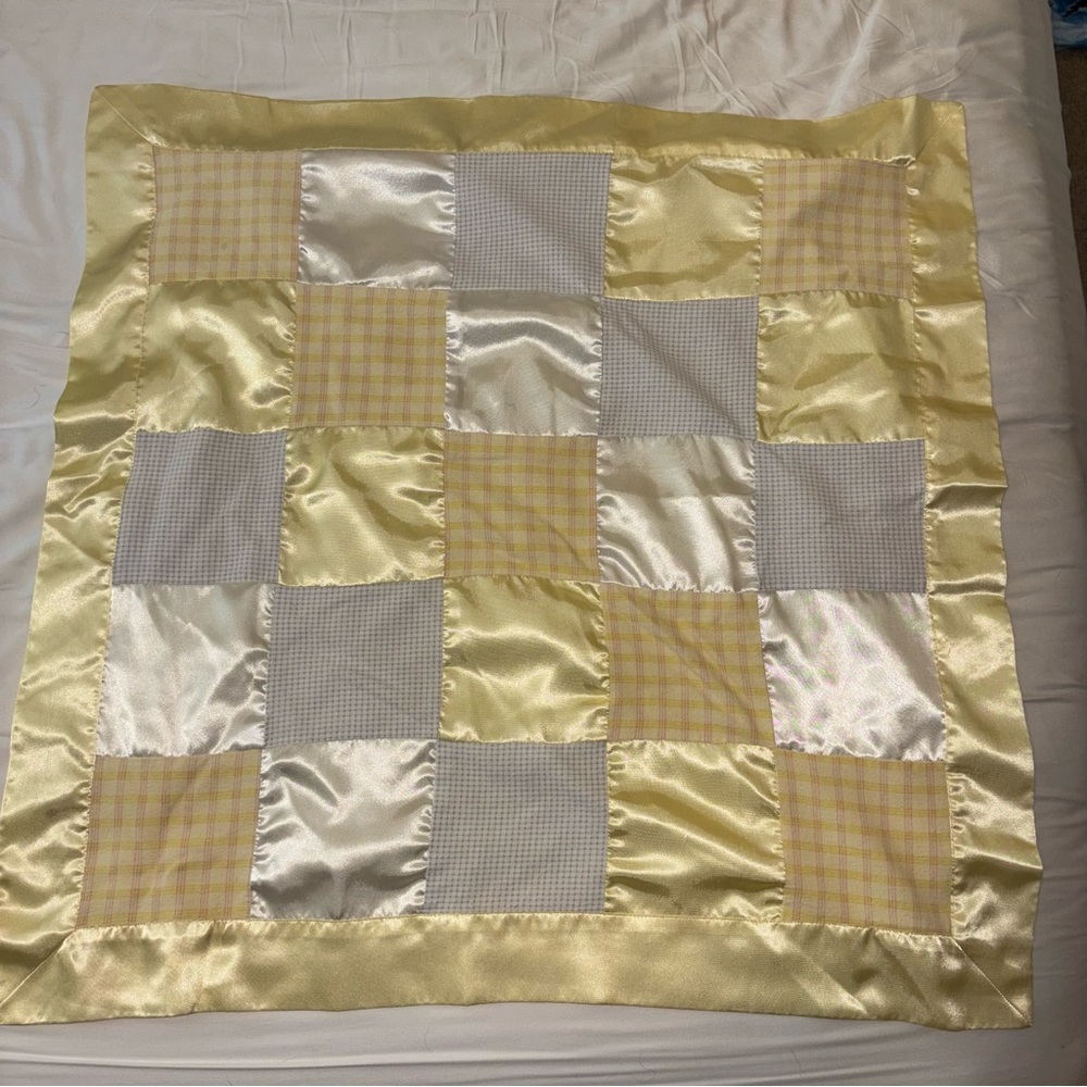 Tykes Carter's Baby Silky Satin Security Blanket 30" Yellow White Patchwork